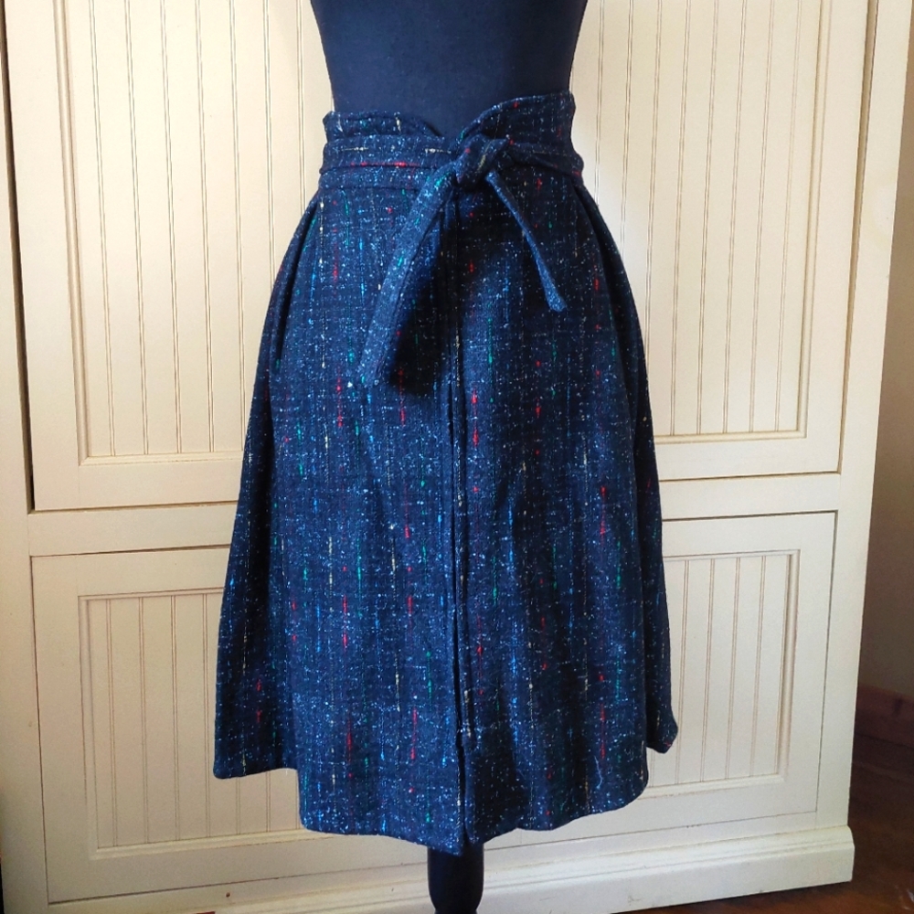 Vintage Wool A-Line Zipper Skirt